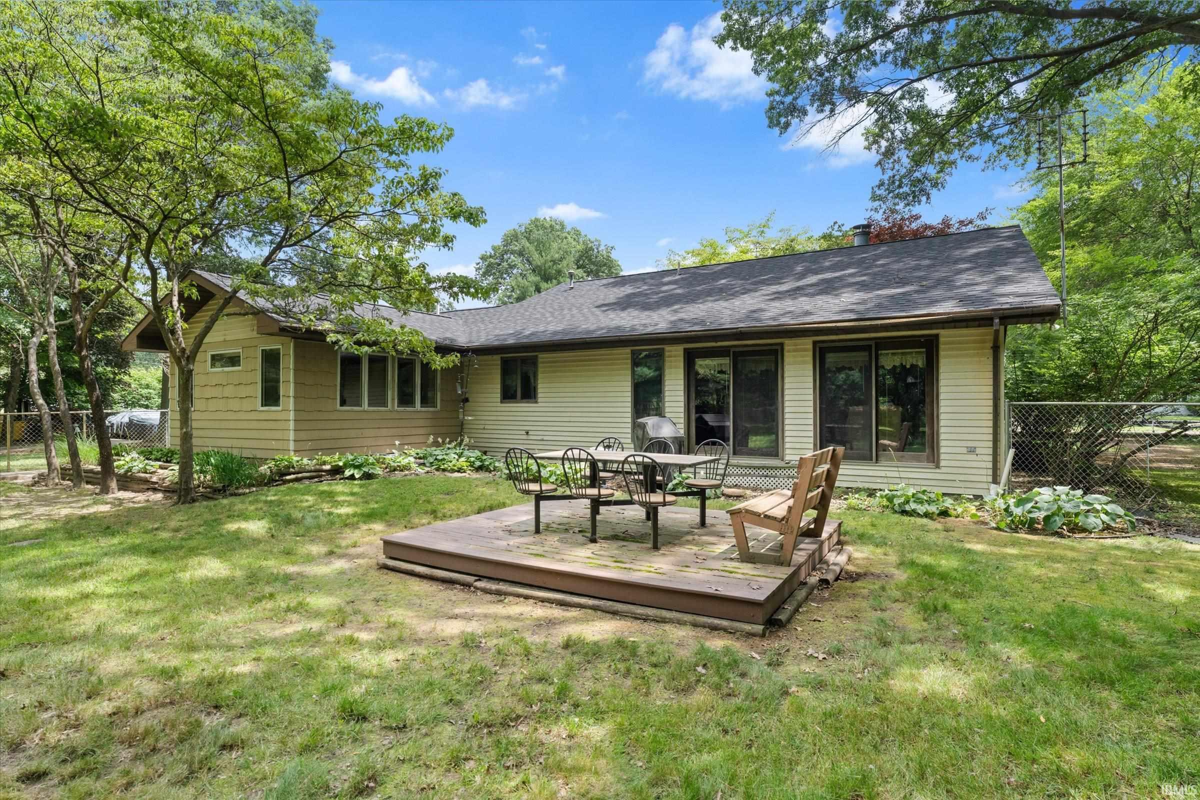 51565 Maplewood Drive Elkhart IN 46514