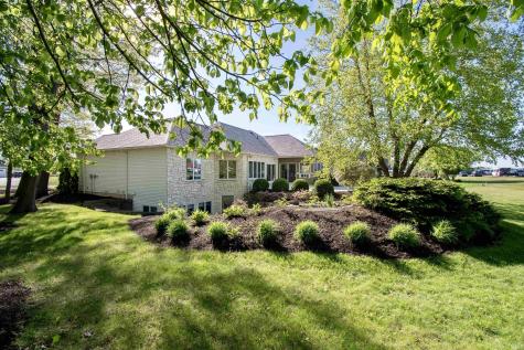 909 Eagle Trace Kendallville IN 46755