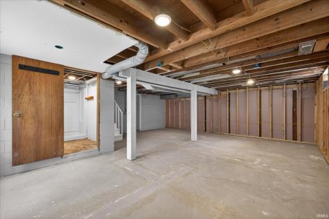 5599 N Brummetts Creek Road Bloomington IN 47408