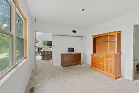 6709 E South Barbee Drive Pierceton IN 46562