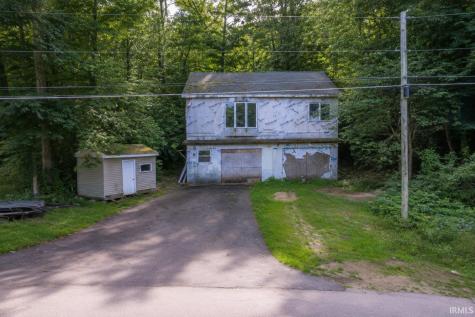6709 E South Barbee Drive Pierceton IN 46562