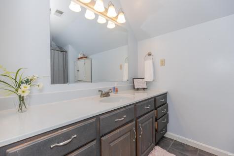2700 Secretariat Court Evansville IN 47720