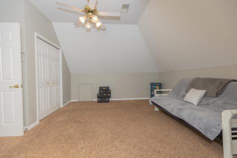 2700 Secretariat Court Evansville IN 47720