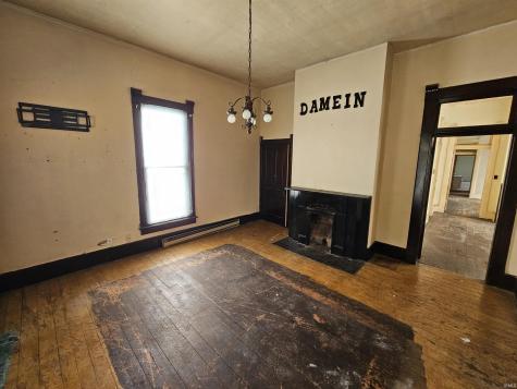 403 N 3rd Street Vincennes IN 47591