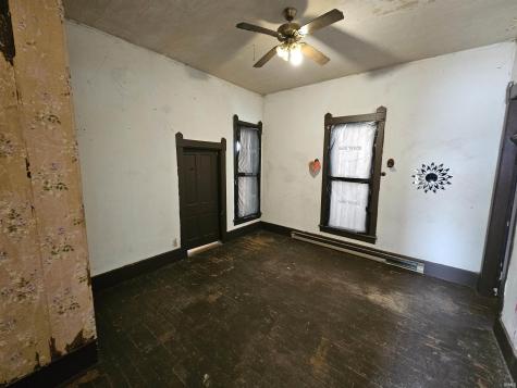 403 N 3rd Street Vincennes IN 47591