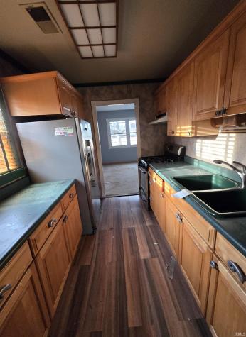 1228 E 3rd Street Mount Vernon IN 47620