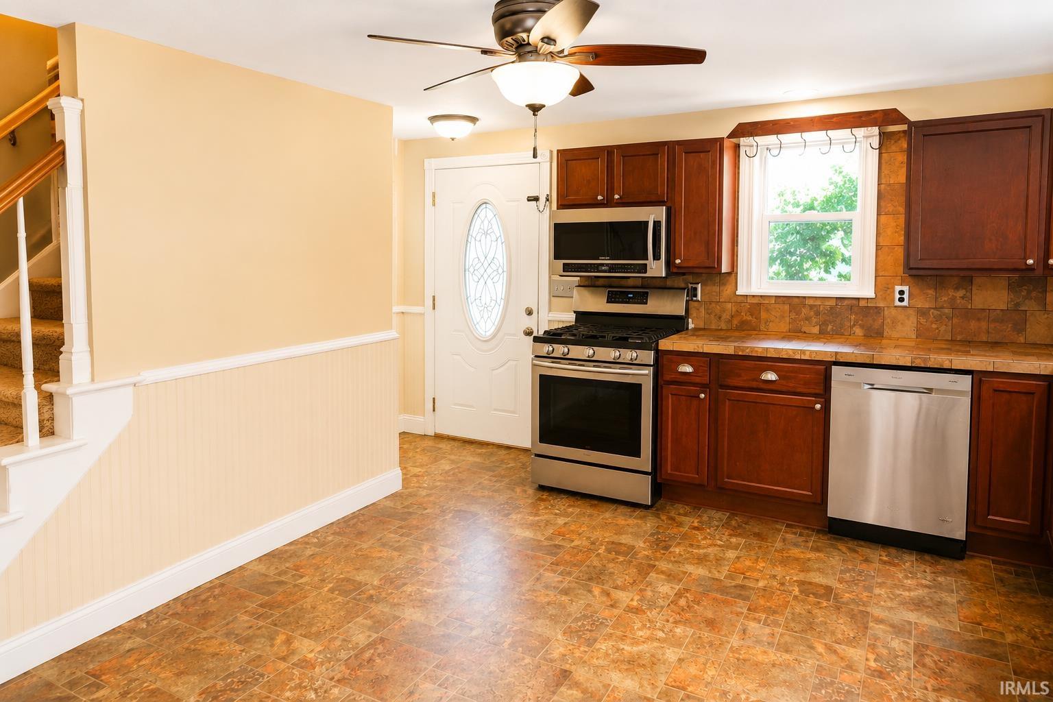 2492 W 250 S Warsaw IN 46580