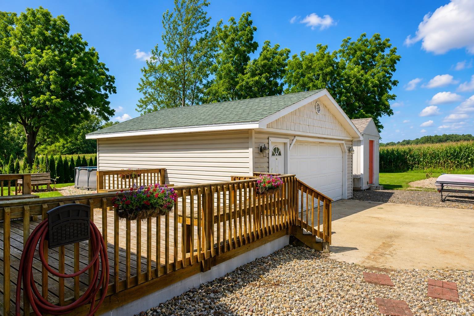 2492 W 250 S Warsaw IN 46580