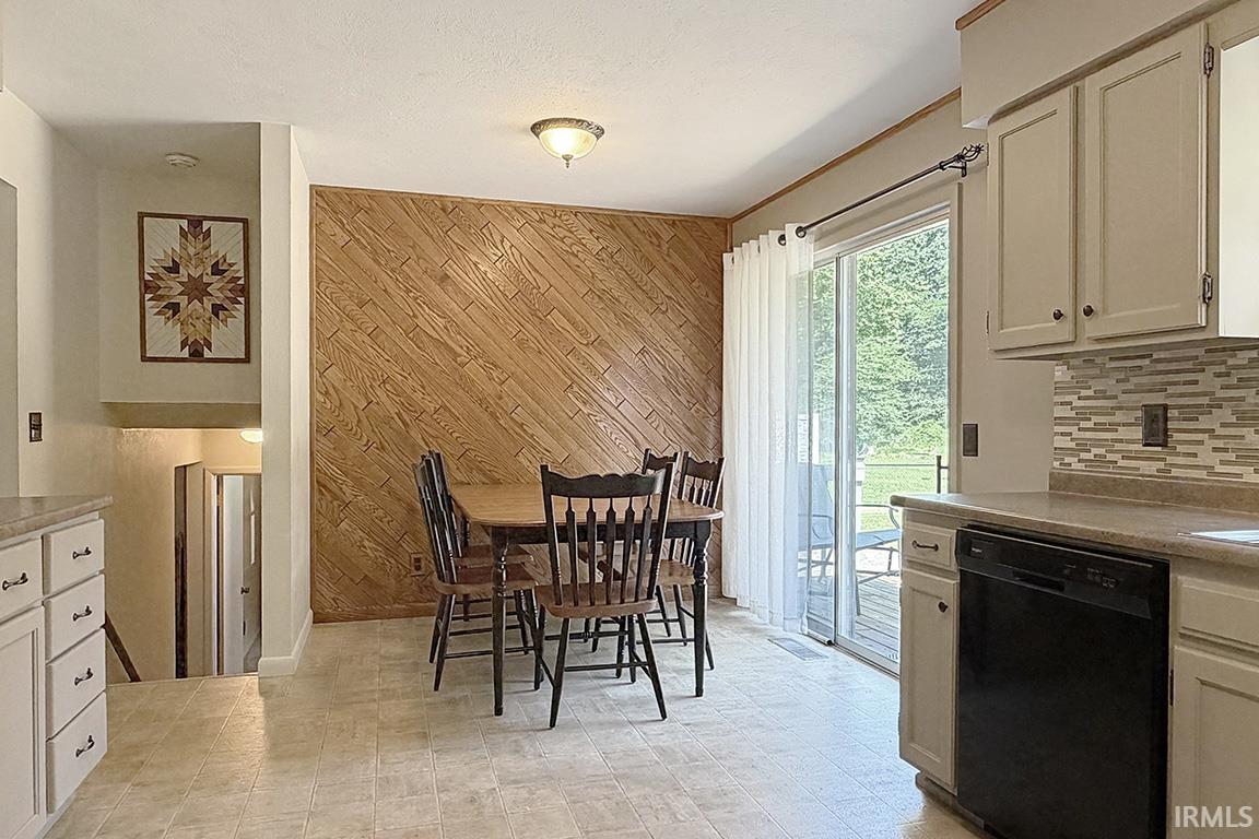 22097 Woodside Drive Bristol IN 46507