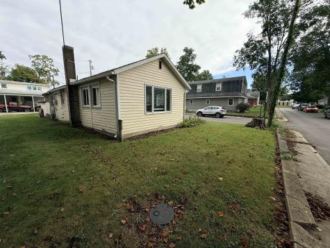 1308 Poplar Street Winona Lake IN 46590