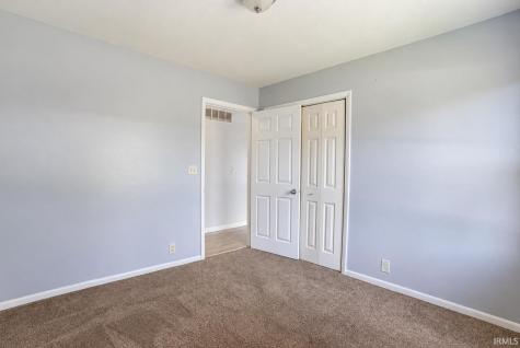 52960 Hastings Street South Bend IN 46637