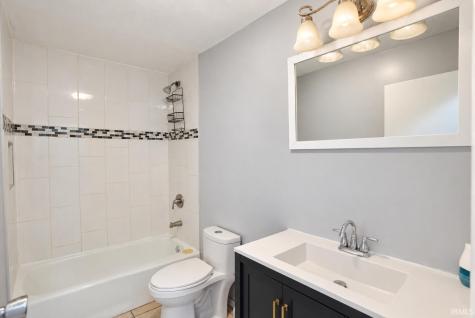 52960 Hastings Street South Bend IN 46637