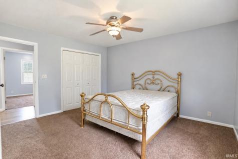 52960 Hastings Street South Bend IN 46637