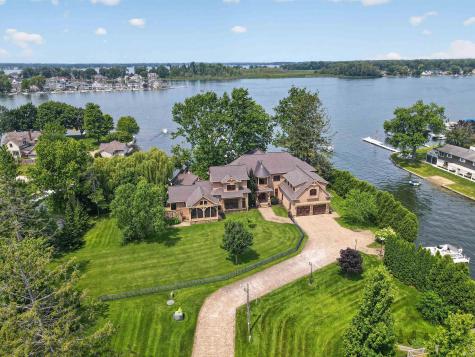 11751 N Black Point Road Syracuse IN 46567