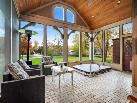 11751 N Black Point Road Syracuse IN 46567