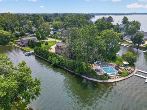 11751 N Black Point Road Syracuse IN 46567