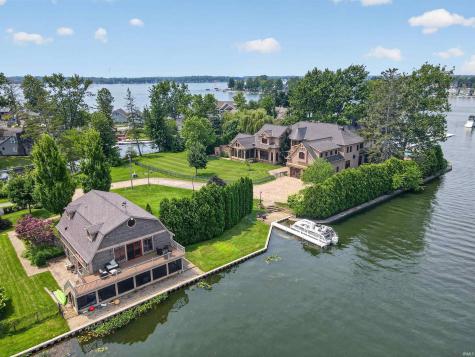 11751 N Black Point Road Syracuse IN 46567