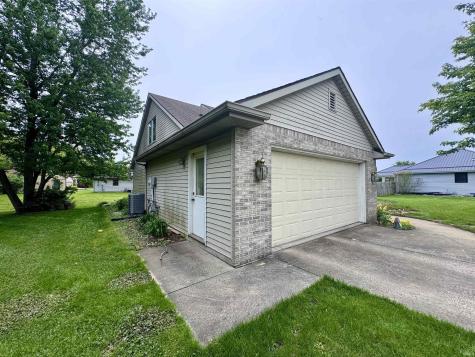 1503 Baron Court Auburn IN 46706
