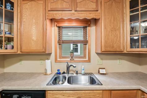 9711 E Myers Road Rockville IN 47872