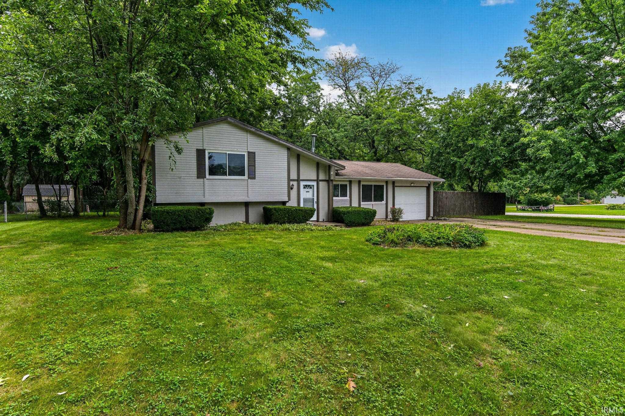 24403 Rolling Oaks Drive South Bend IN 46628