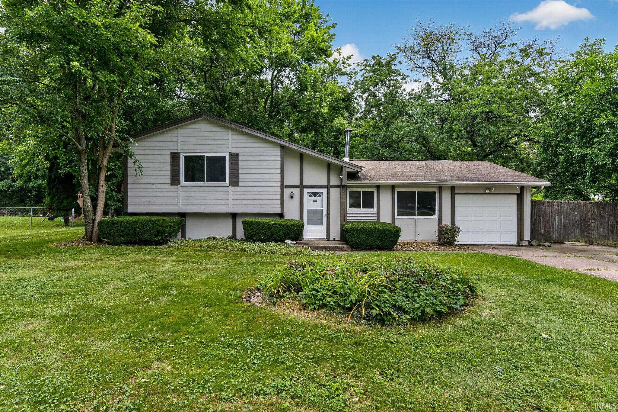 24403 Rolling Oaks Drive South Bend IN 46628