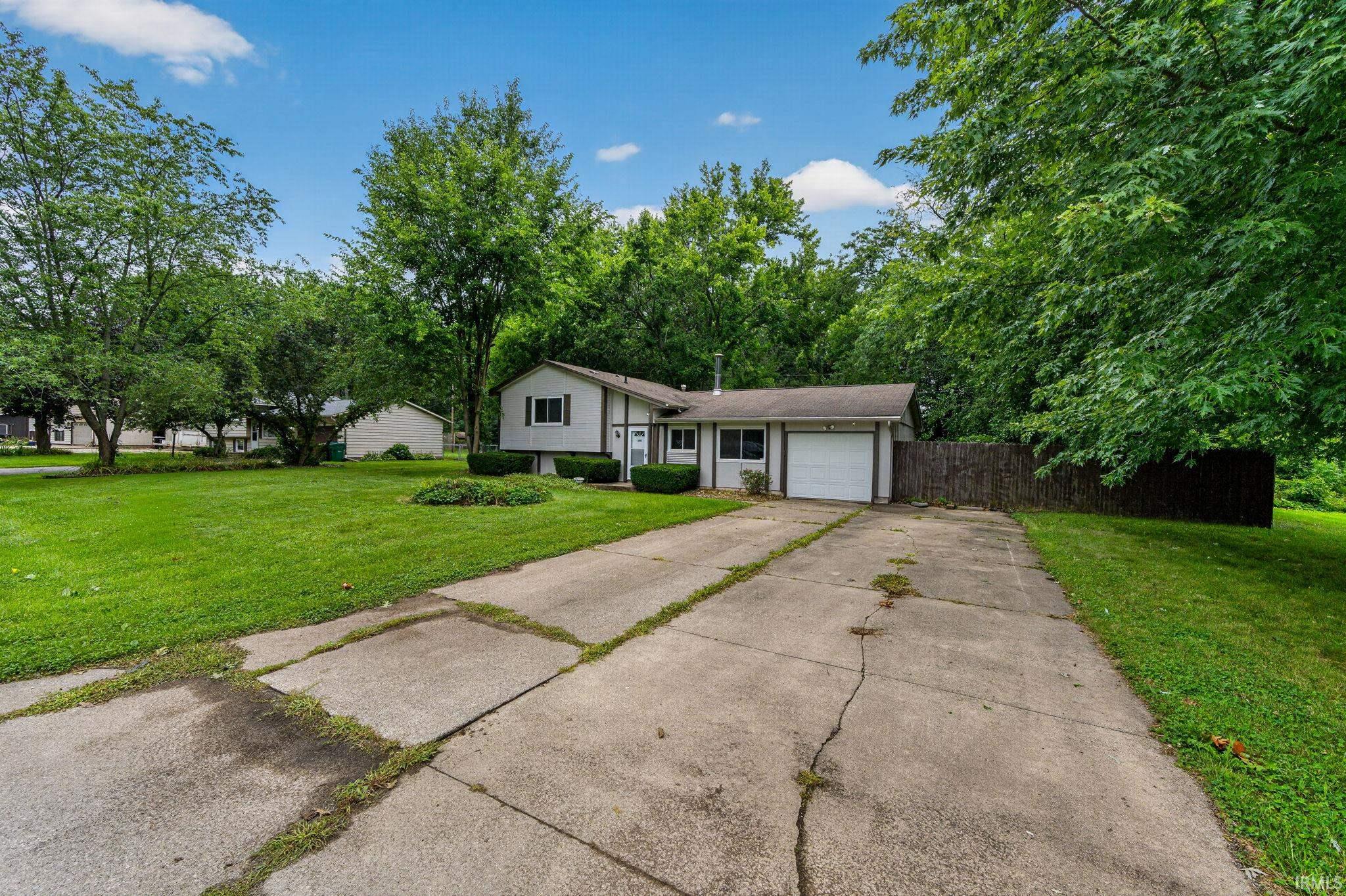 24403 Rolling Oaks Drive South Bend IN 46628