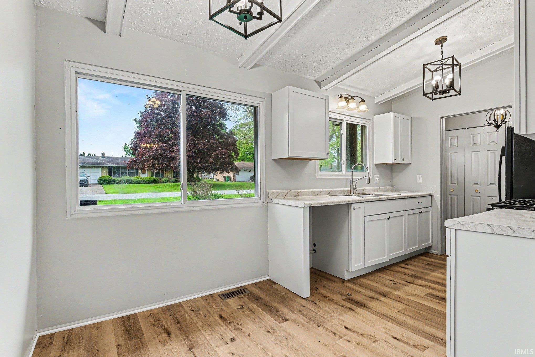 24403 Rolling Oaks Drive South Bend IN 46628