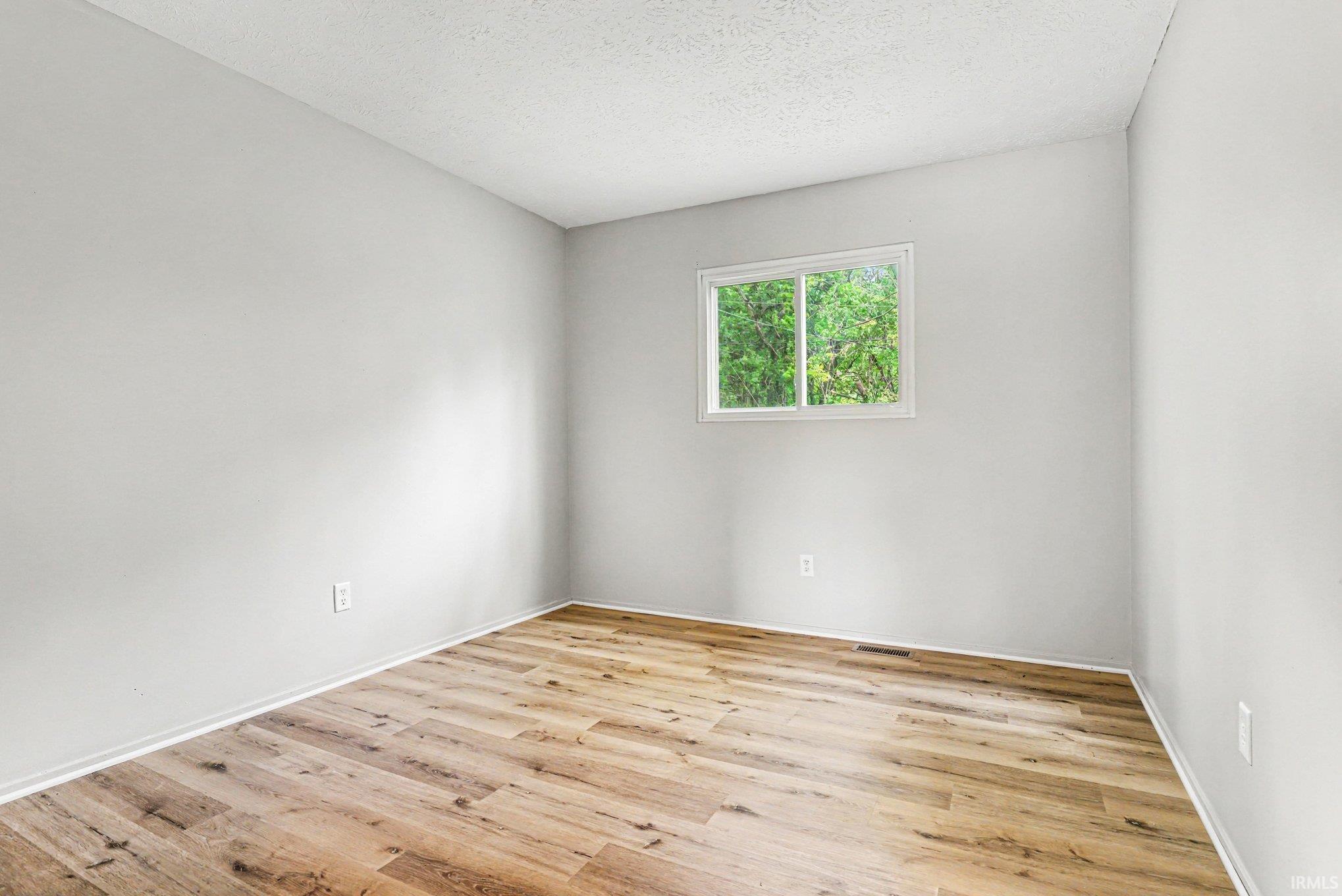 24403 Rolling Oaks Drive South Bend IN 46628