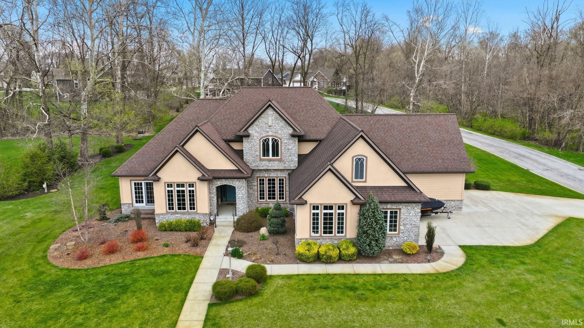 3669 E Greystone Drive Warsaw IN 46582