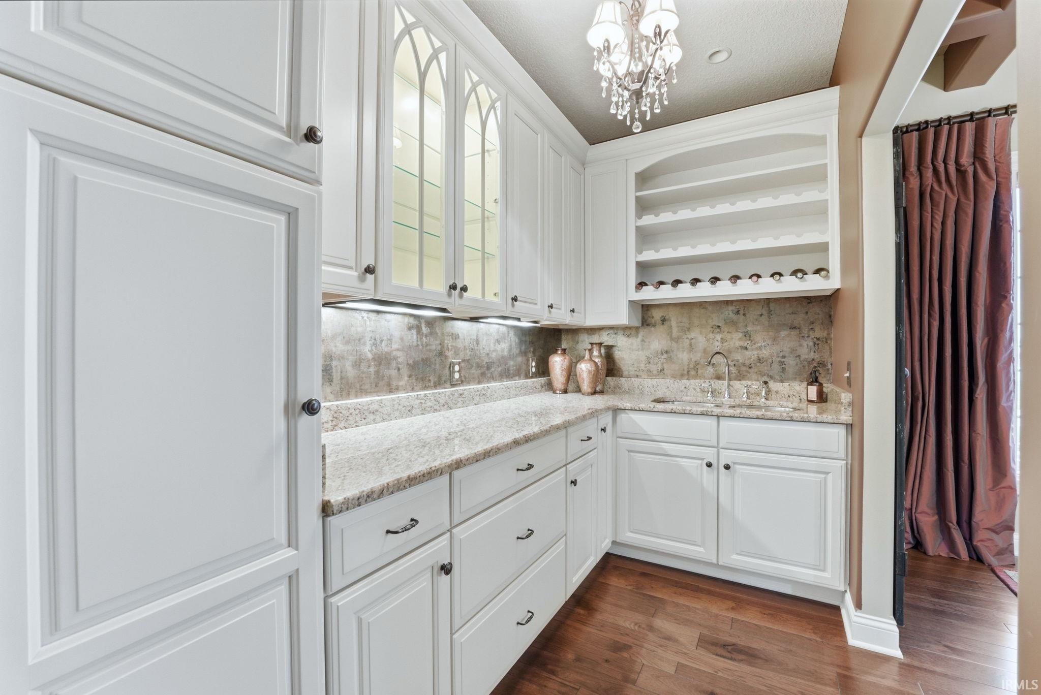 3669 E Greystone Drive Warsaw IN 46582