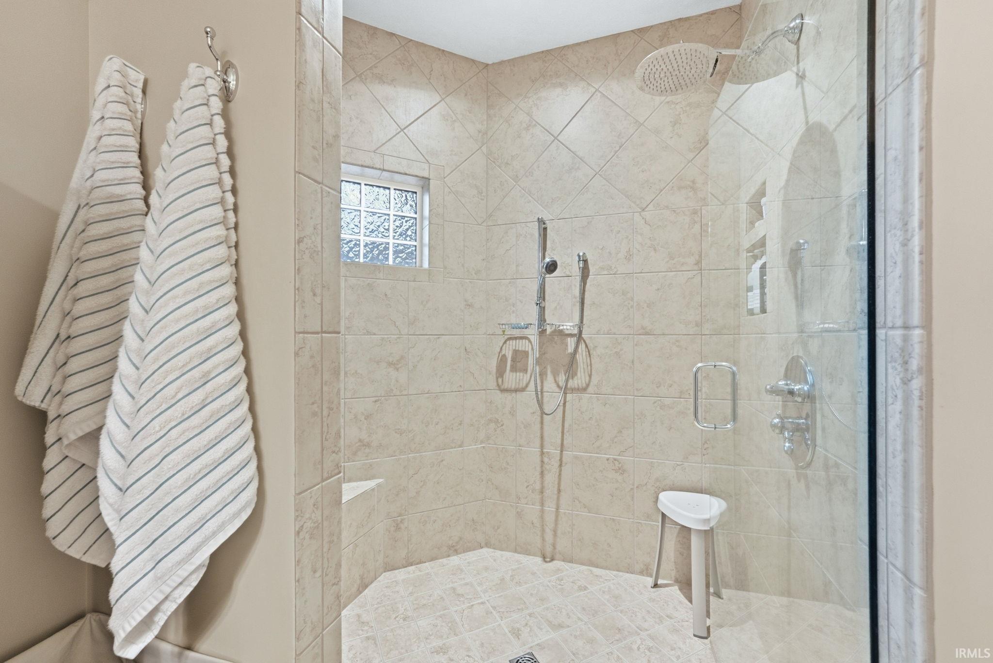 3669 E Greystone Drive Warsaw IN 46582