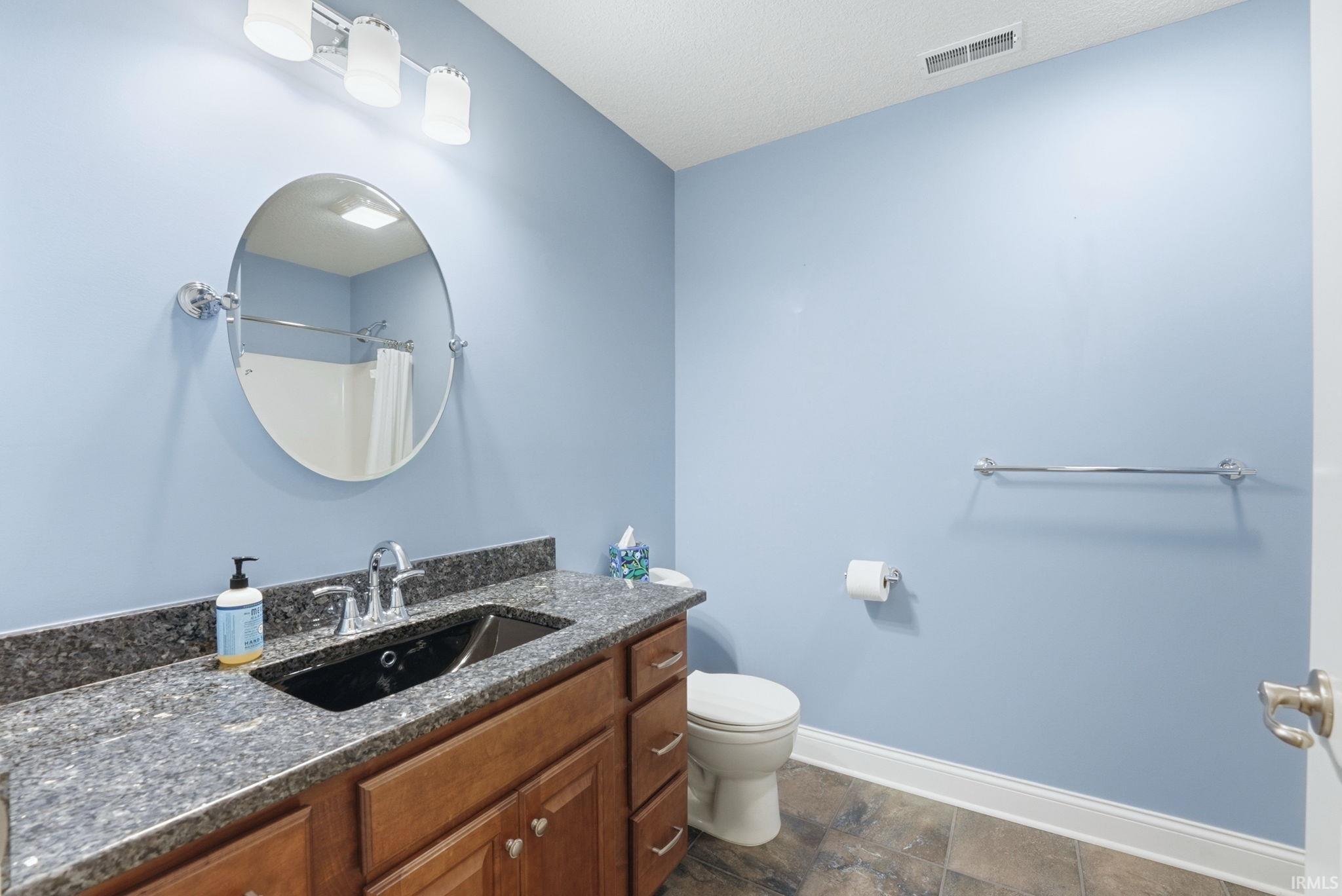 3669 E Greystone Drive Warsaw IN 46582