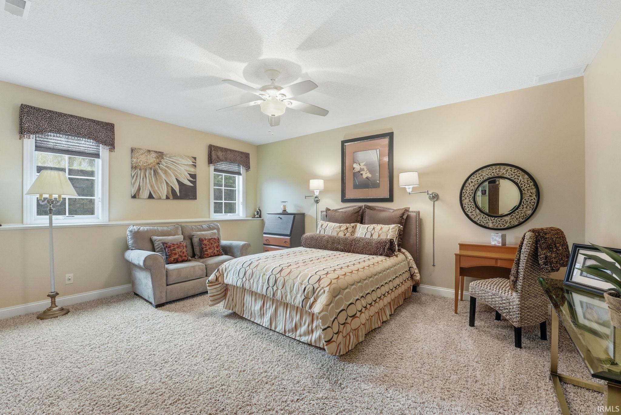 3669 E Greystone Drive Warsaw IN 46582