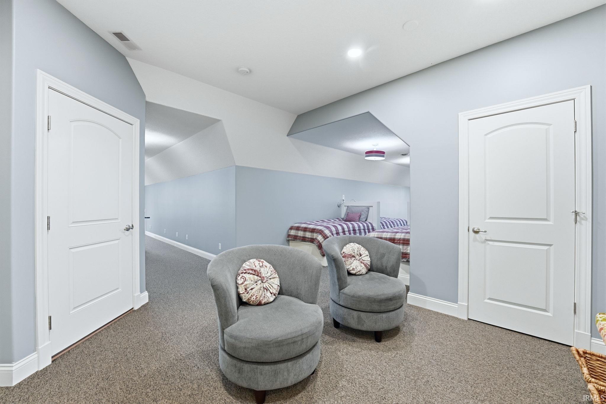 3669 E Greystone Drive Warsaw IN 46582