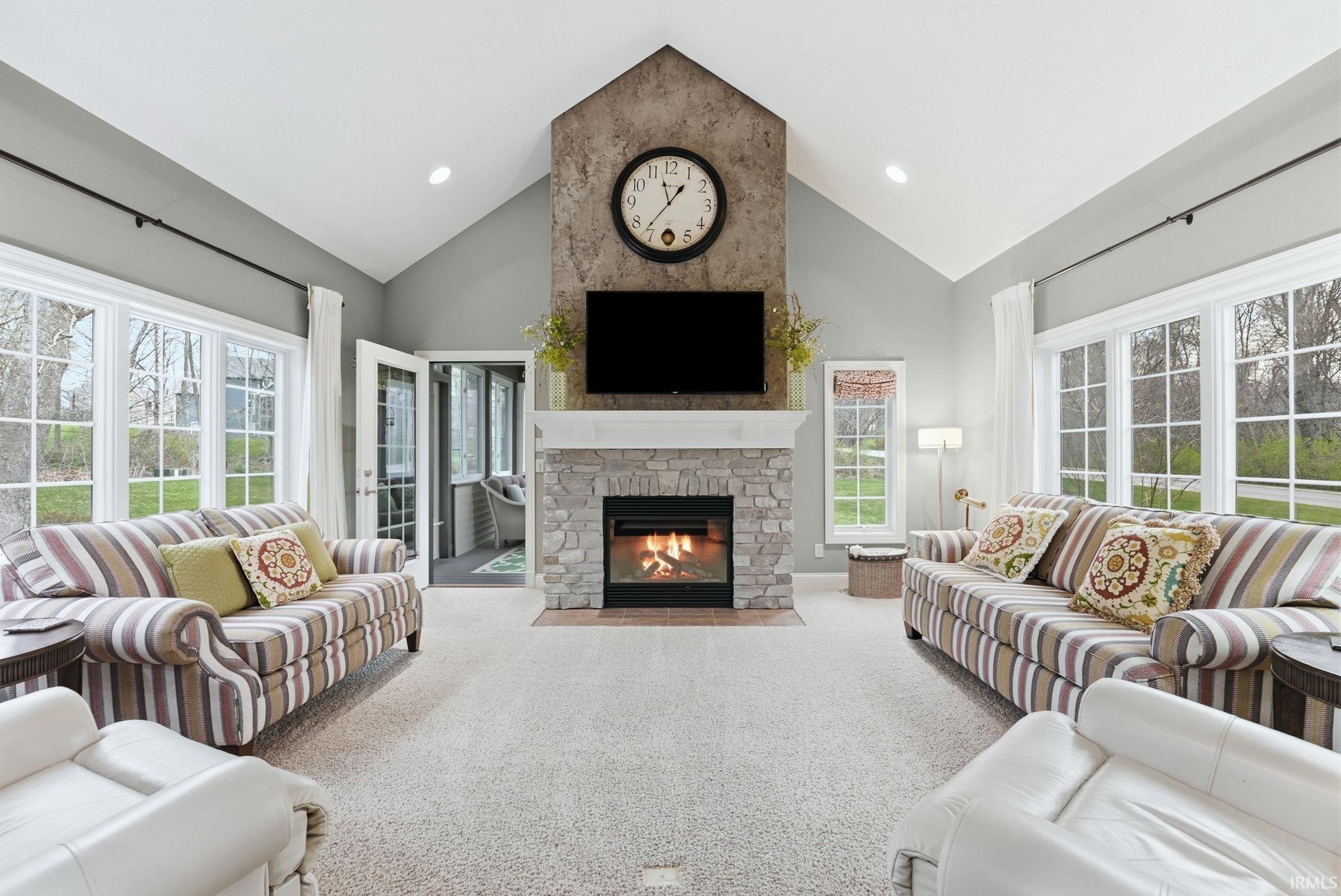 3669 E Greystone Drive Warsaw IN 46582