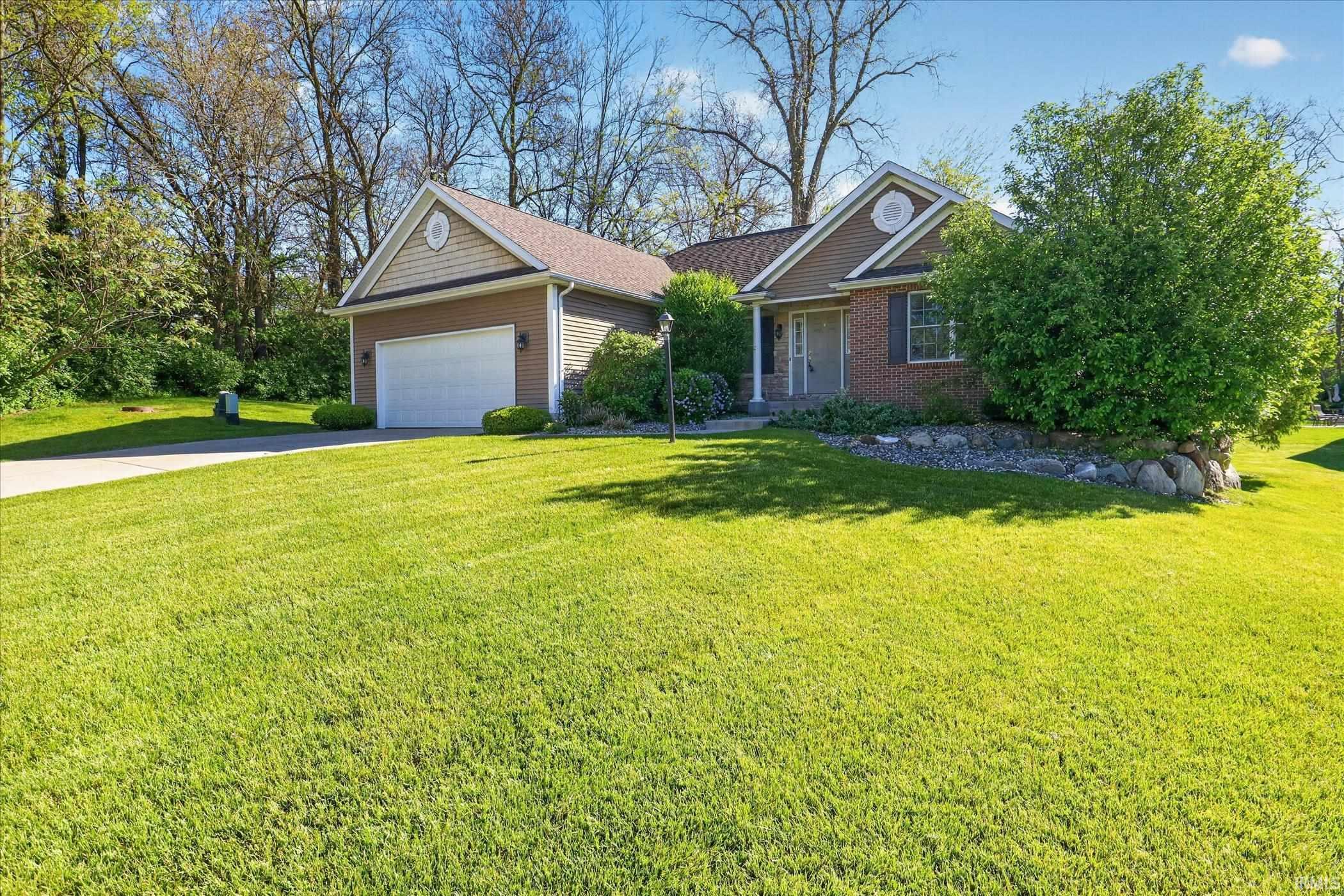 53394 Stoneridge Street South Bend IN 46637