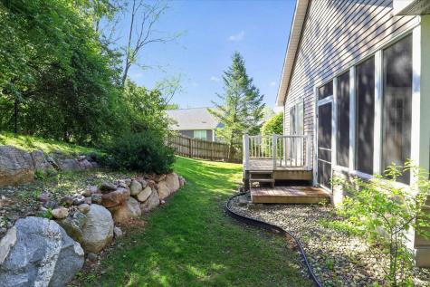 53394 Stoneridge Street South Bend IN 46637