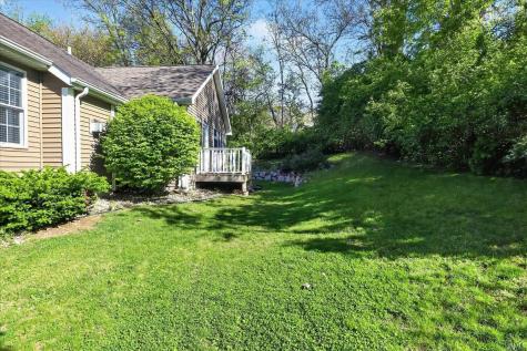 53394 Stoneridge Street South Bend IN 46637