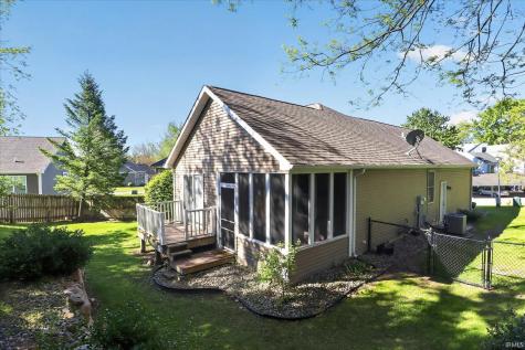 53394 Stoneridge Street South Bend IN 46637