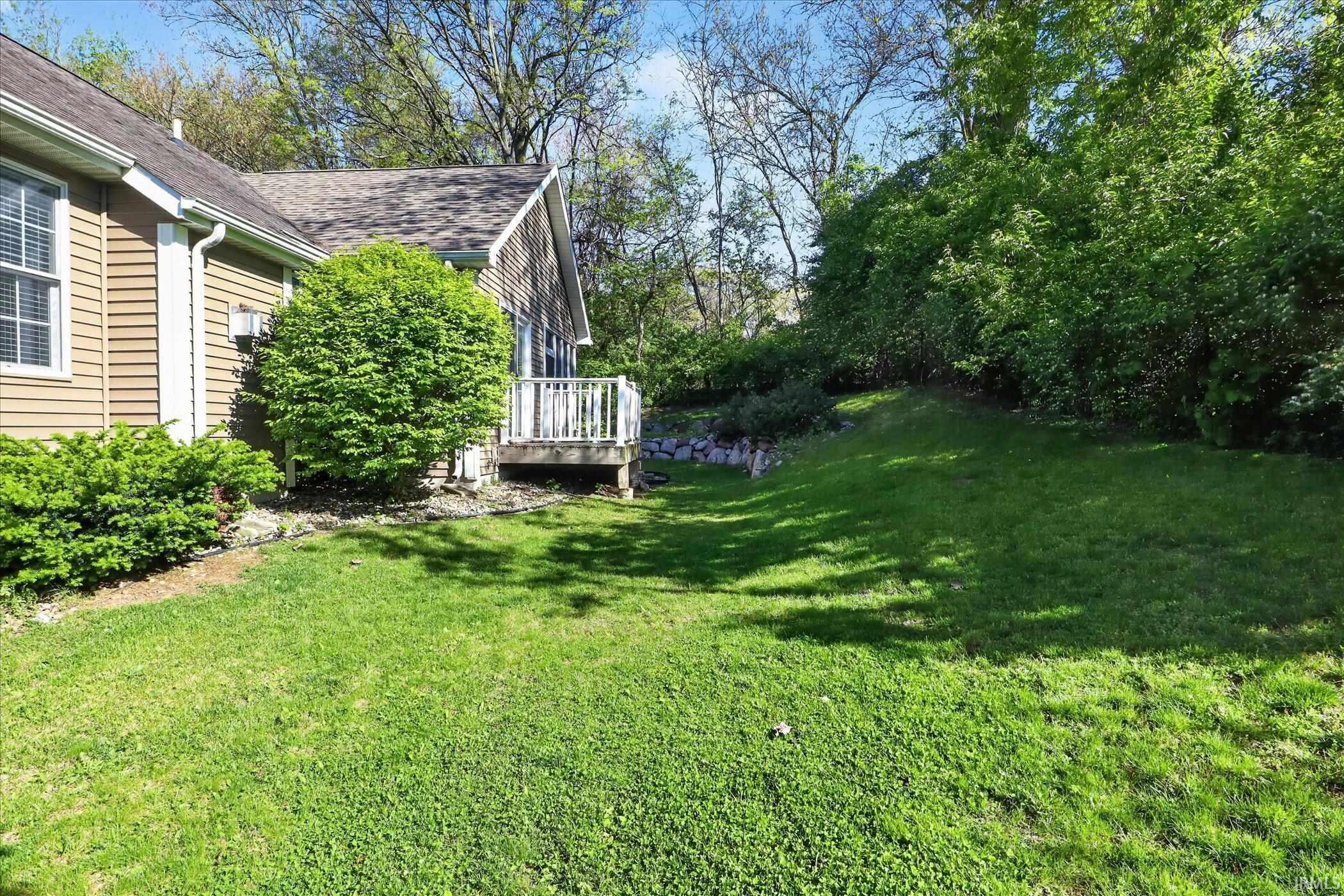 53394 Stoneridge Street South Bend IN 46637