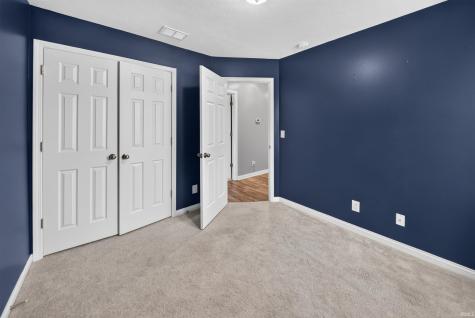 817 Candlestick Court Evansville IN 47725