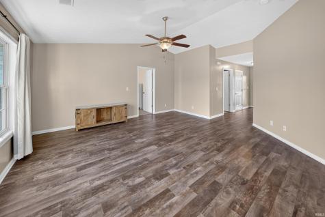 817 Candlestick Court Evansville IN 47725
