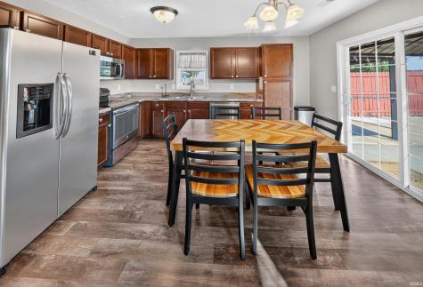 817 Candlestick Court Evansville IN 47725