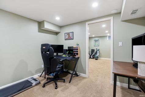 1301 Sheridan Court Fort Wayne IN 46807