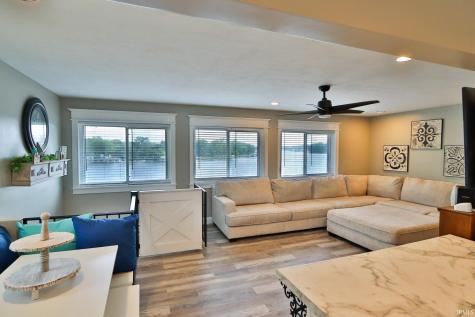 5547 N West Shafer Drive Monticello IN 47960