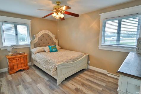 5547 N West Shafer Drive Monticello IN 47960