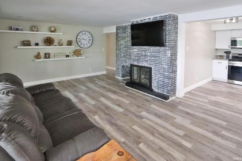 5547 N West Shafer Drive Monticello IN 47960