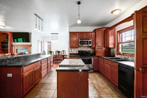 2357 E County Rd 400 S Clayton IN 46118