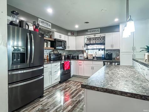 1058 N Sandy Hook Road Paoli IN 47454