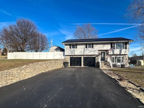 1058 N Sandy Hook Road Paoli IN 47454